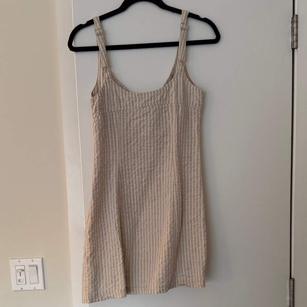 Linen Dress - Picture 2 of 5